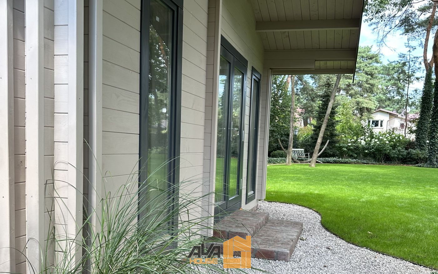 Domek całoroczny Olivia L 6 x 6